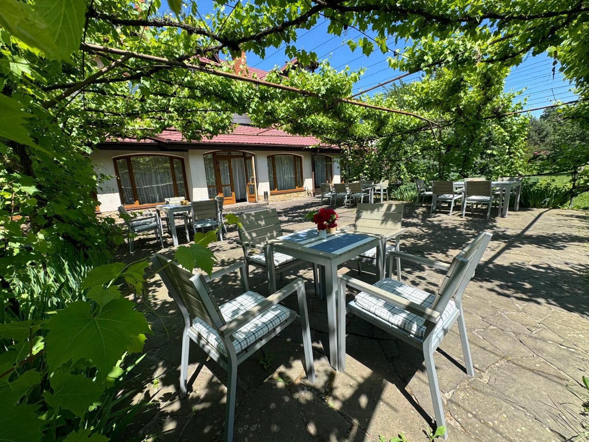 Троянда Карпат Hotel Beregvár Kültér fotó